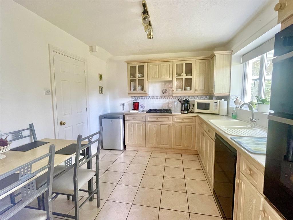 Hafod Close, Oswestry, Shropshire, SY11 4 bed detached house for sale