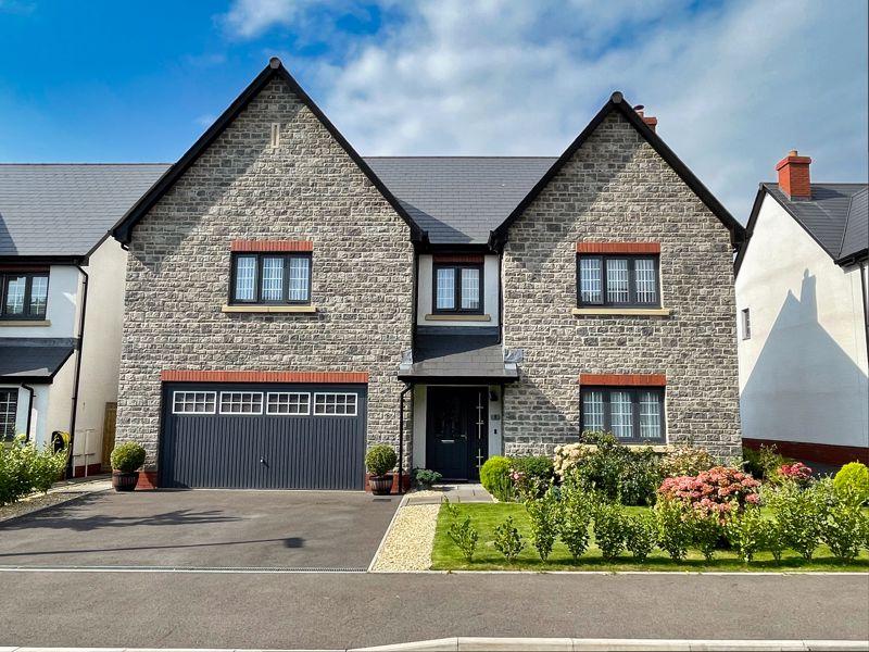 4 Campbell Court, St Nicholas, The Vale of CF5 6BF 5 bed