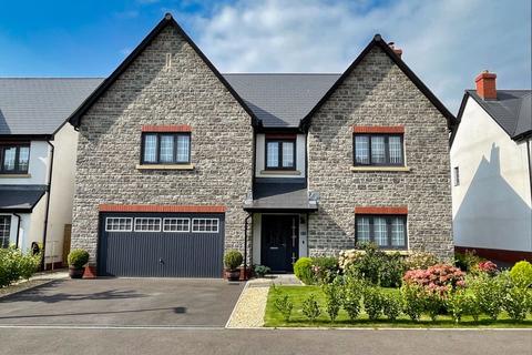5 bedroom detached house for sale - 4 Campbell Court, St Nicholas, The Vale of Glamorgan CF5 6BF