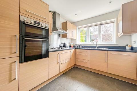 7 Asbury Walk, Birmingham, B43 6HF