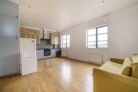 2 bedroom apartment to rent, Sternhall Lane, London, SE15