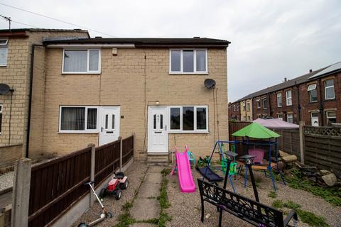 2 bedroom end of terrace house for sale - Healey Close, Batley, WF17
