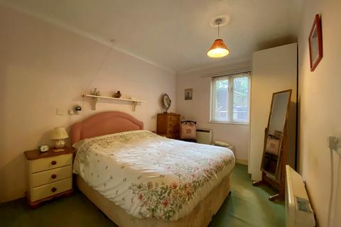 2 bedroom retirement property for sale, The Grove, Stowmarket, IP14
