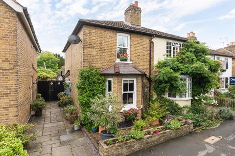 2 bedroom semi-detached house for sale, School Walk, Sunbury-On-Thames