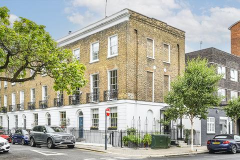 3 bedroom end of terrace house for sale - Pembroke Square, Kensington, London