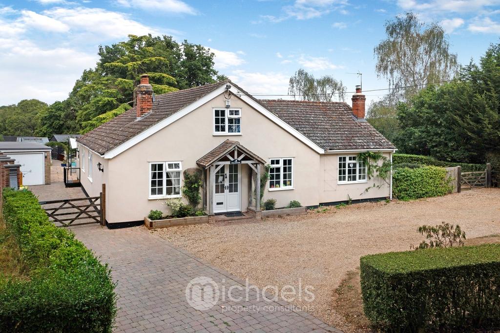 Abberton Road, LayerdelaHaye, Colchester, CO2 4 bed detached house