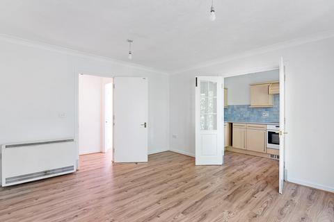 2 bedroom flat for sale, Ridley Close, Barking, IG11