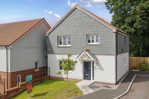 4 bedroom detached house for sale, Belle Vue Rise, Uffculme, Cullompton, Devon, EX15