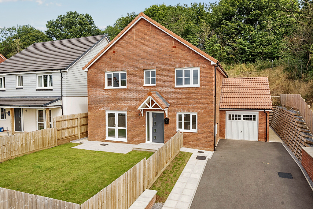 Plot 16, Belle Vue