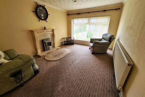 35 Redlands Close, Pencoed, Bridgend, CF35 6YU