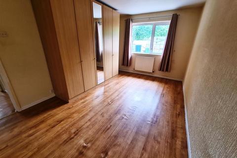 35 Redlands Close, Pencoed, Bridgend, CF35 6YU