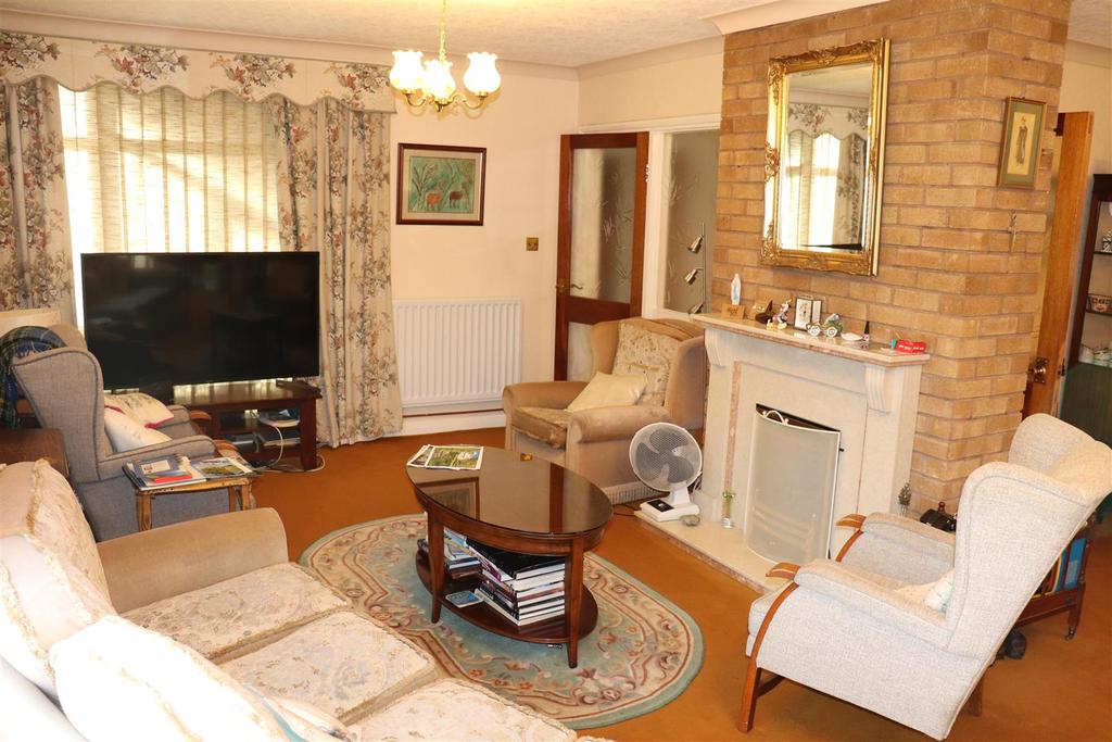 Gorway Gardens, Walsall 3 bed detached bungalow £550,000