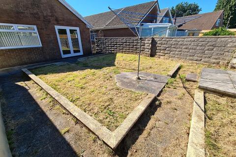 18 Coed Bach, Pencoed, Bridgend, CF35 6TF