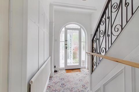 32 Hall Drive, Middleton, Manchester, M24 1NE