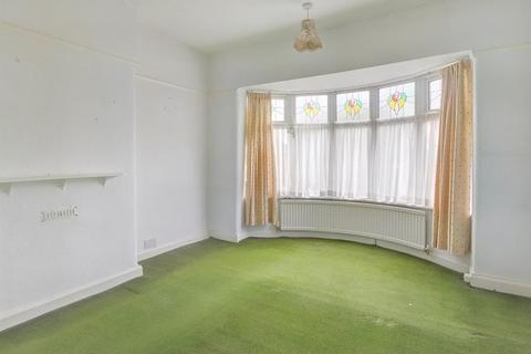 32 Hall Drive, Middleton, Manchester, M24 1NE