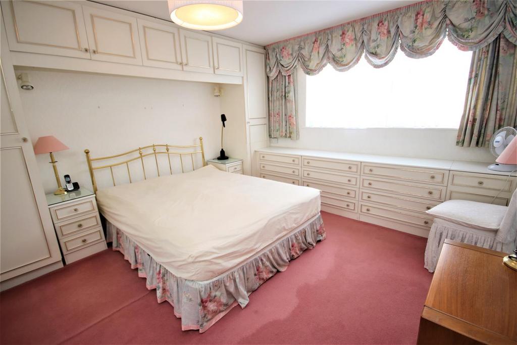 Bedroom 1: pic. 1