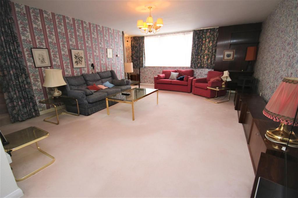 Through reception room: pic. 1