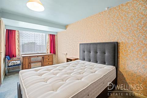 93 Henhurst Ridge, Burton-on-trent, DE13 9TH