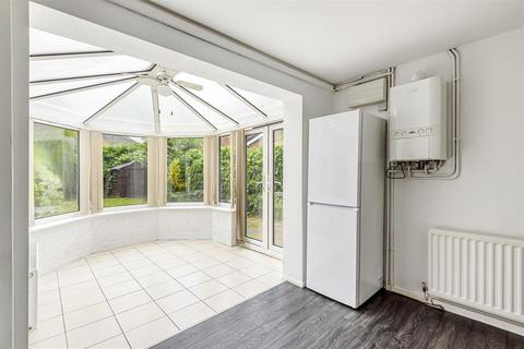 11 Almond Close, Thorpe Willoughby, Selby, YO8 9FD