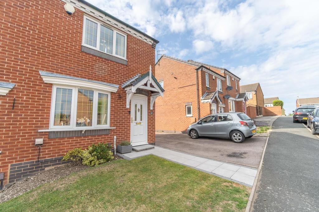 Andersleigh Drive, Coseley 2 bed semidetached house £179,950