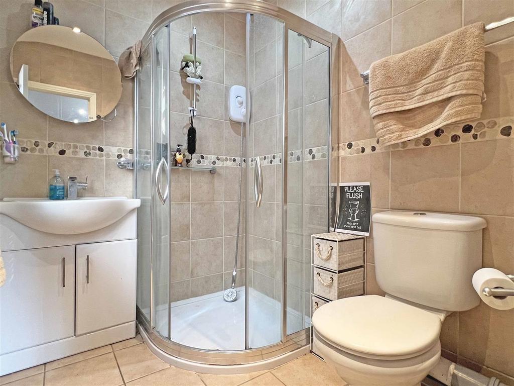 En-Suite b.jpg