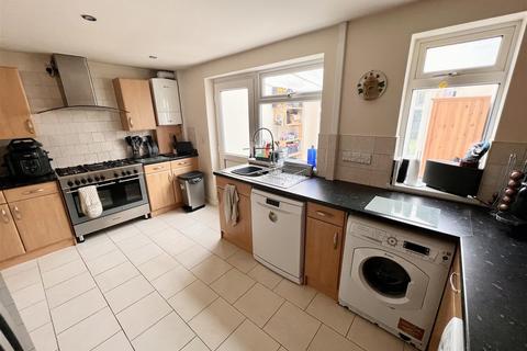 20 Arlington Road, Birmingham, B14 4QE