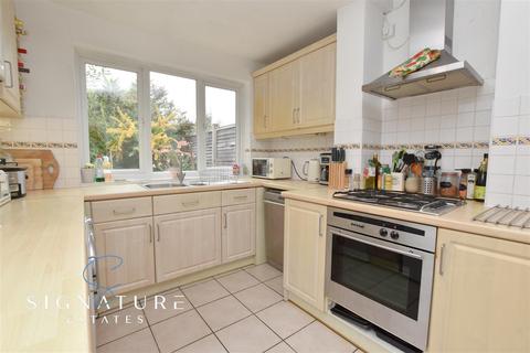 33 Hamilton Road, Hunton Bridge, Kings Langley, WD4 8PY