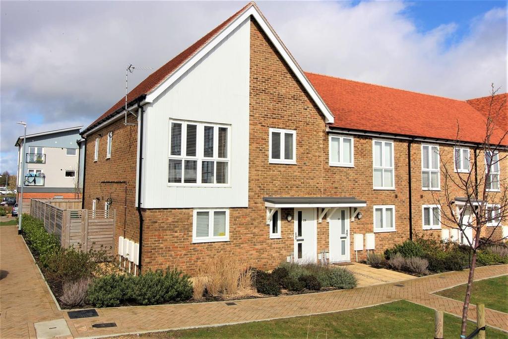 Juniper Way, Hawkinge, Folkestone 1 bed apartment £875 pcm (£202 pw)