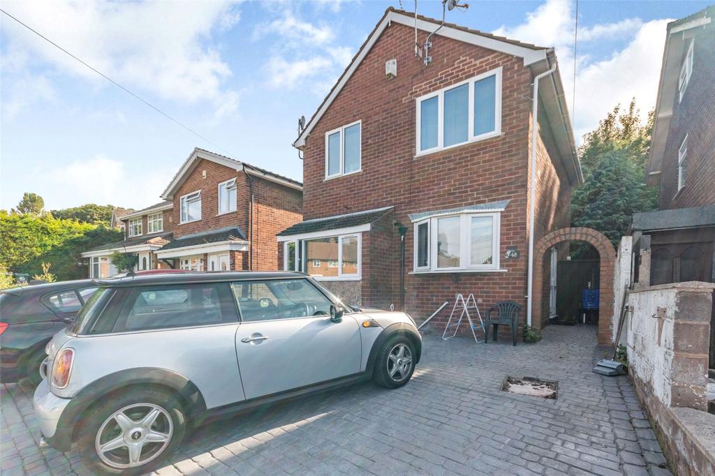 Blackberry Lane, Rowley Regis, West Midlands, B65 3 bed detached house