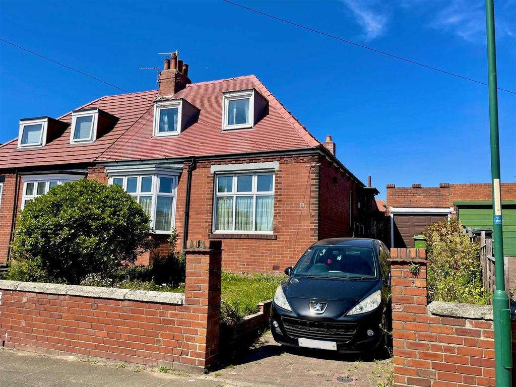 Readhead Road, South Shields 3 bed semidetached bungalow £215,000