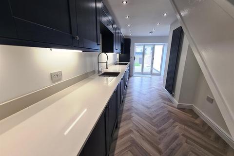 8a High Street, Ogmore Vale, Bridgend, CF32 7AD