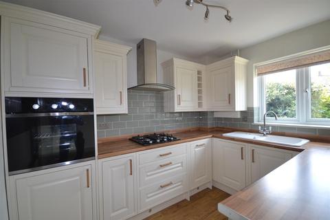 53 Leslie Park, Burnham-on-crouch, CM0 8SY