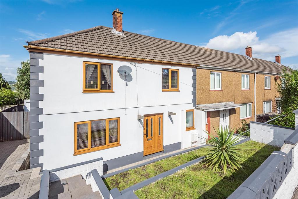 Cardigan Crescent, Winch Wen, Swansea 3 bed end of terrace house £180,000