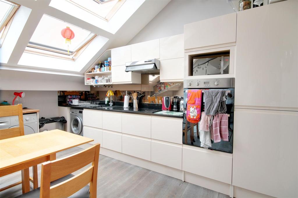 Kitchen edited.jpg