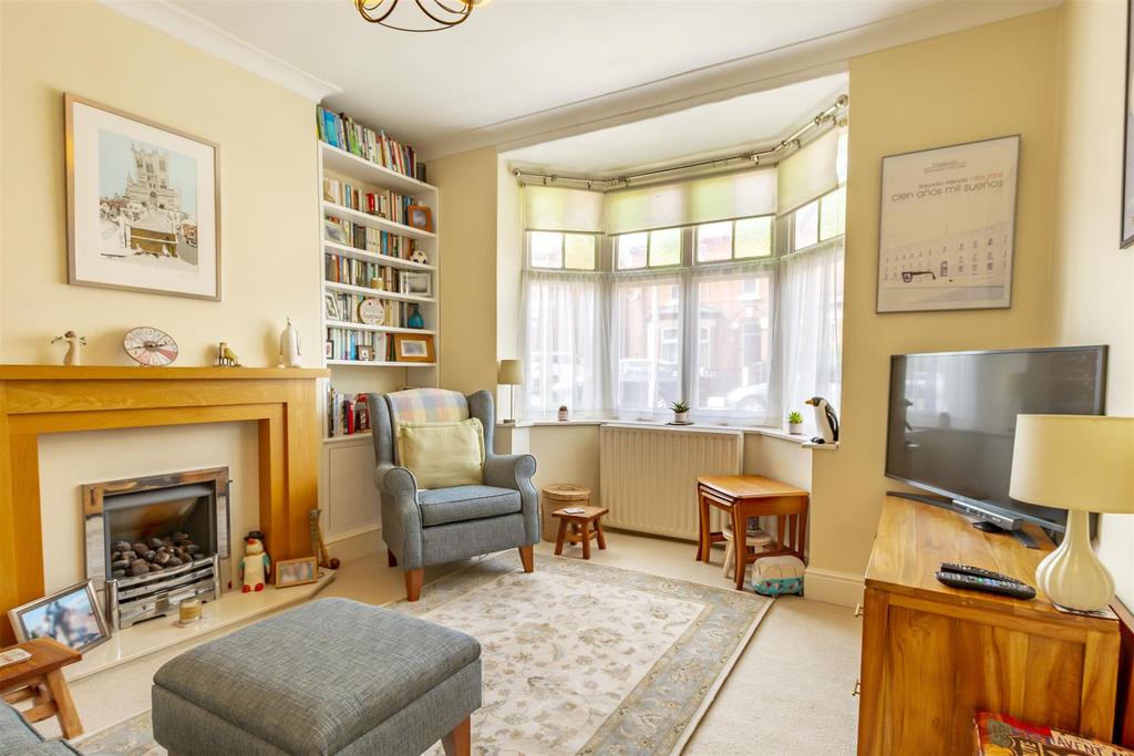 Park Street, Beeston 2 bed semidetached house £325,000
