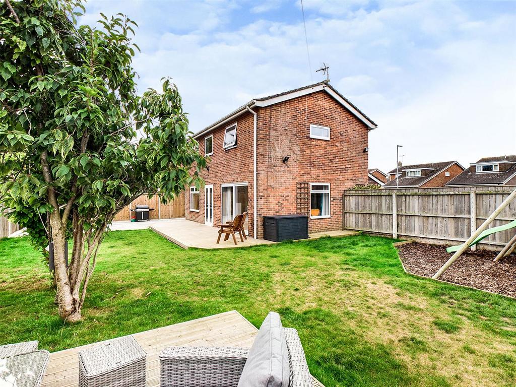 St. Pauls Way, Tickton, Beverley 4 bed detached house £375,000