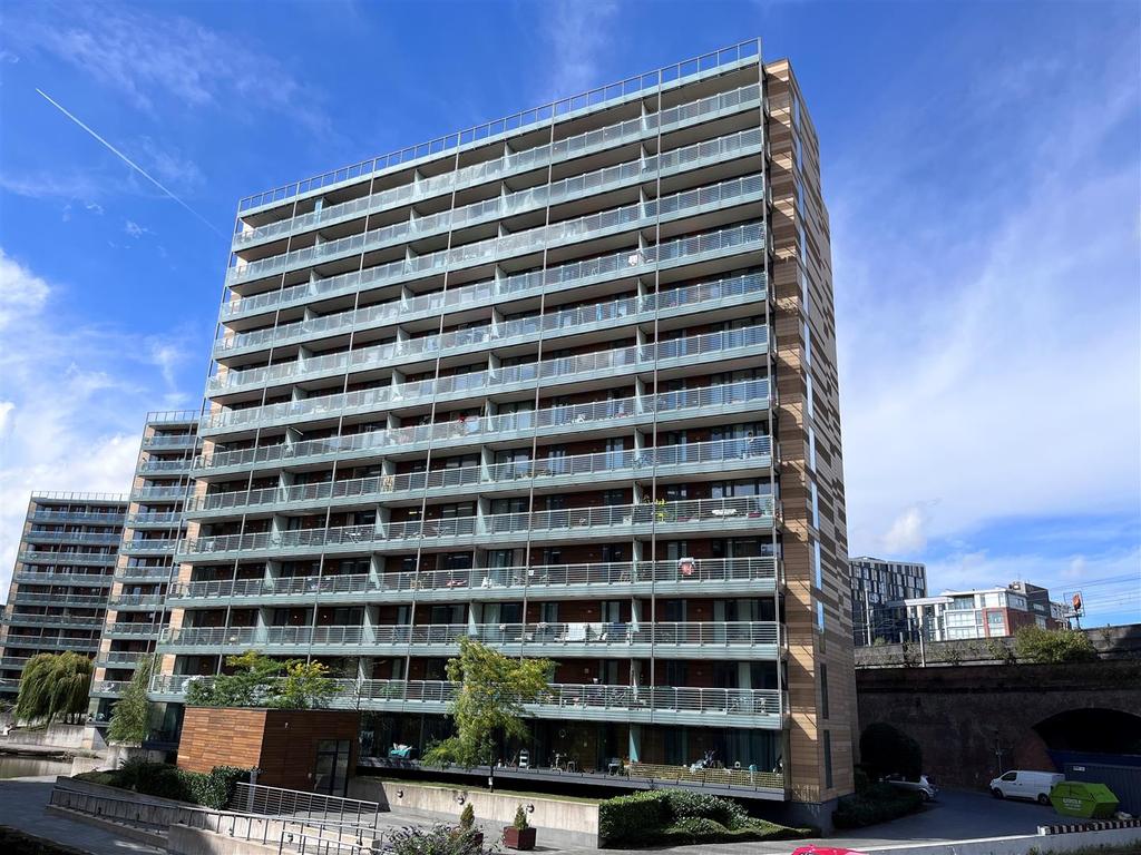 St Island, Kelso Place... 1 bed apartment £173,000