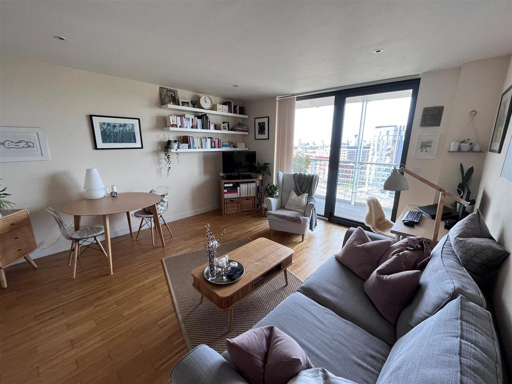 St Island, Kelso Place... 1 bed apartment £173,000