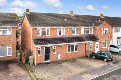 10 Bramber Close, Bletchley, Milton Keynes, MK3 7AB