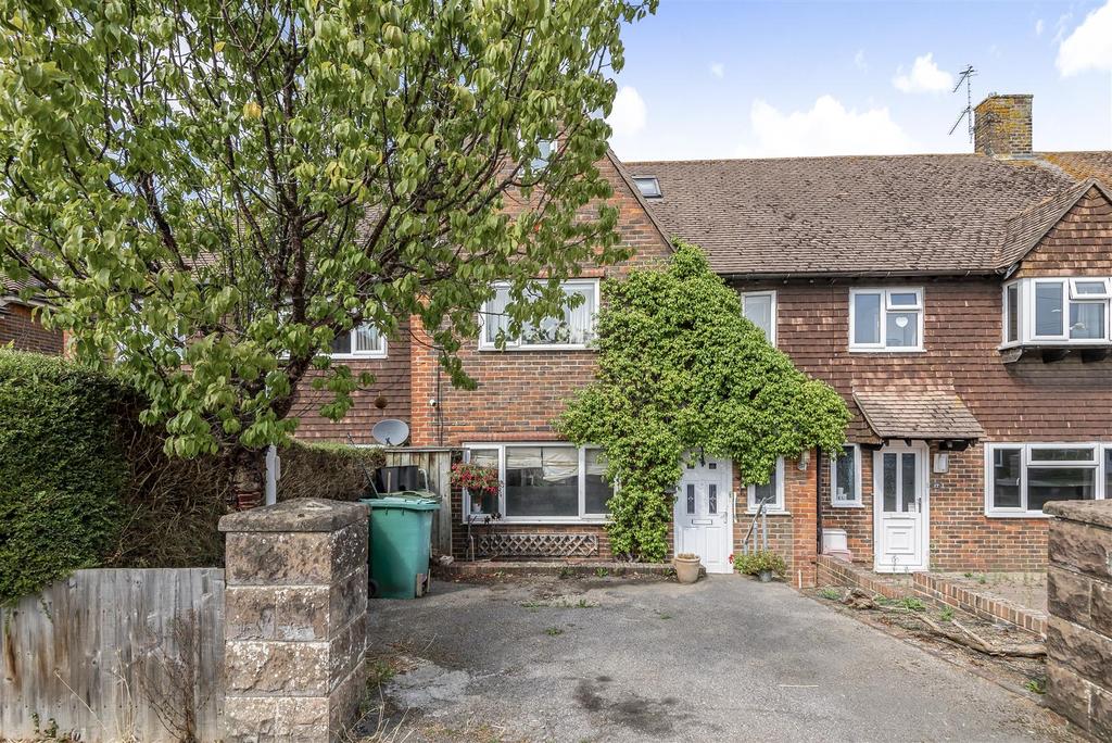 Hawkswood Drive, Hailsham 4 bed terraced house £325,000