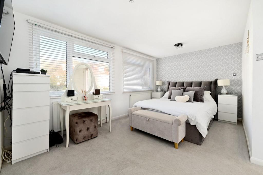 Braeside Avenue, Brighton 3 bed house £500,000