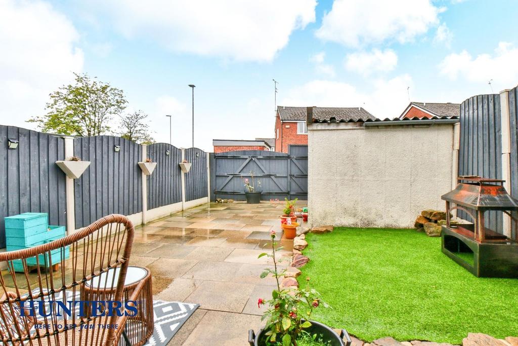 Birch Road, Wardle, OL12 9QJ 3 bed semidetached house £180,000