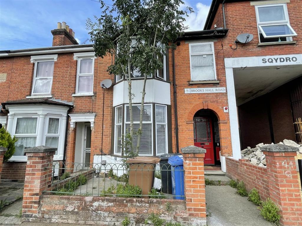 Brooks Hall Road, Ipswich 2 bed flat £160,000