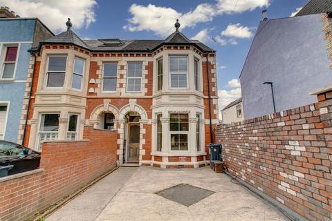 35 Romilly Crescent, Cardiff, CF11 9NP