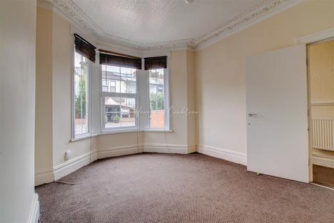 35 Romilly Crescent, Cardiff, CF11 9NP