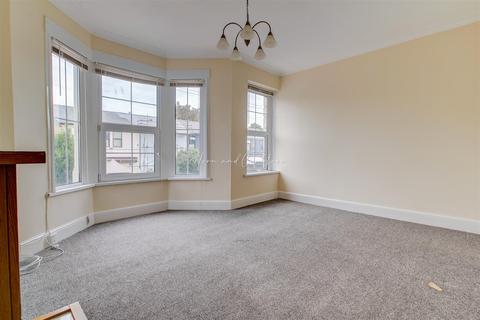35 Romilly Crescent, Cardiff, CF11 9NP