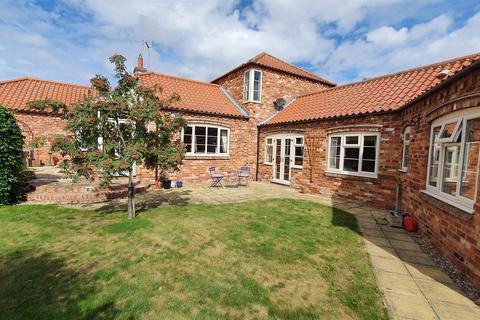 The Dovecote Main Street, Scarrington, Nottingham, NG13 9BQ