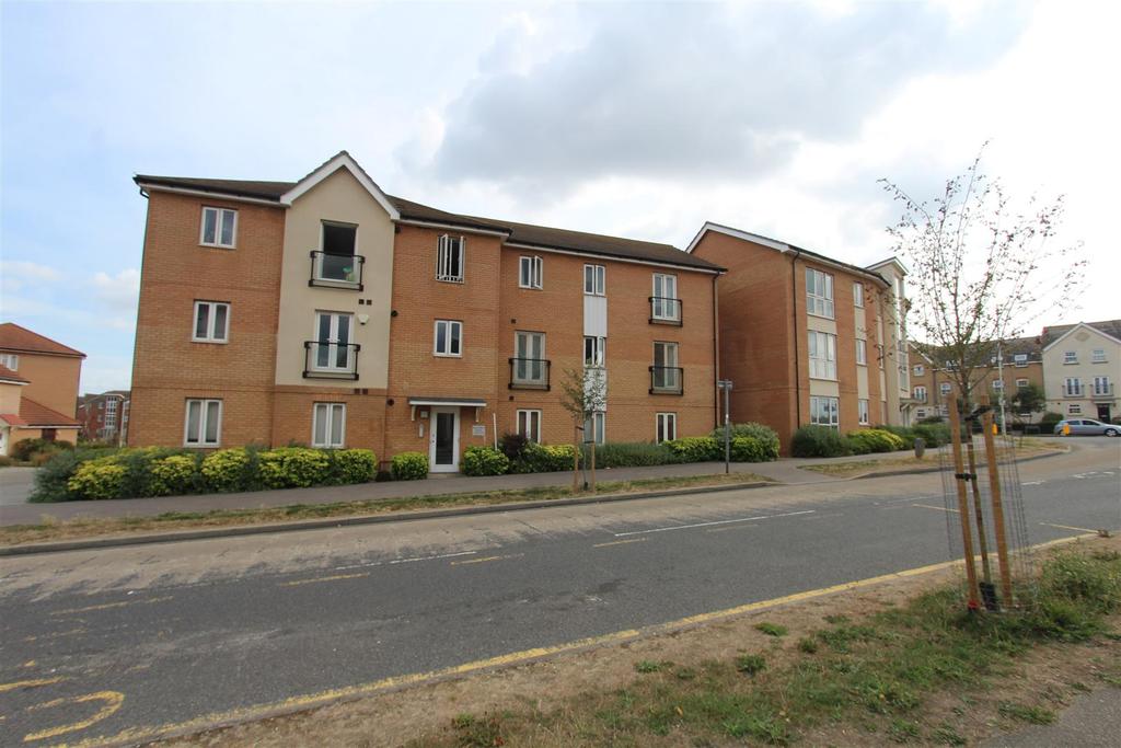 Thistle Hill Way, Minster On Sea... 2 bed flat £925 pcm (£213 pw)