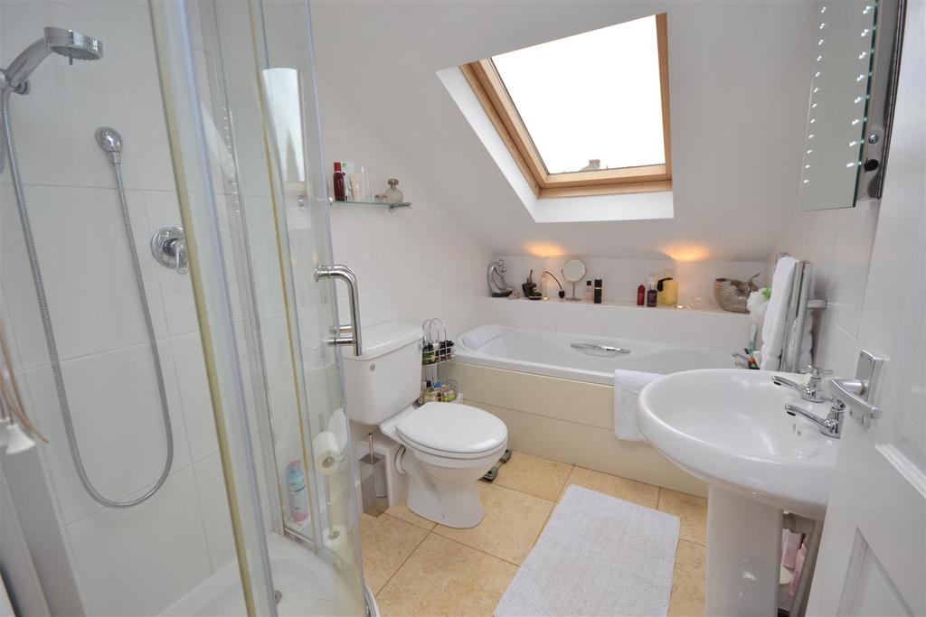 Main bathroom