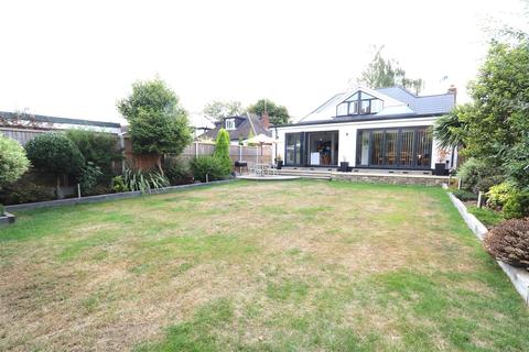 17 Tennyson Road, Hutton, Brentwood, CM13 2SJ